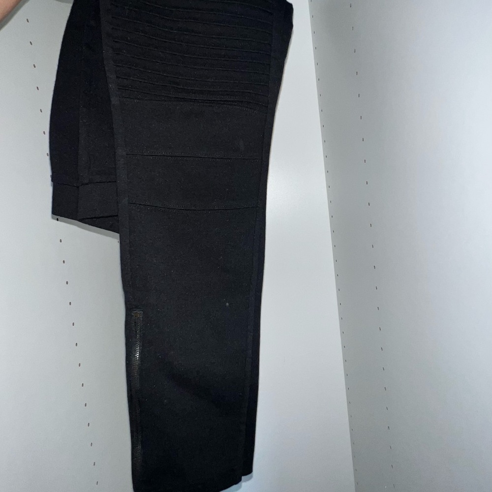 Dressy leggings